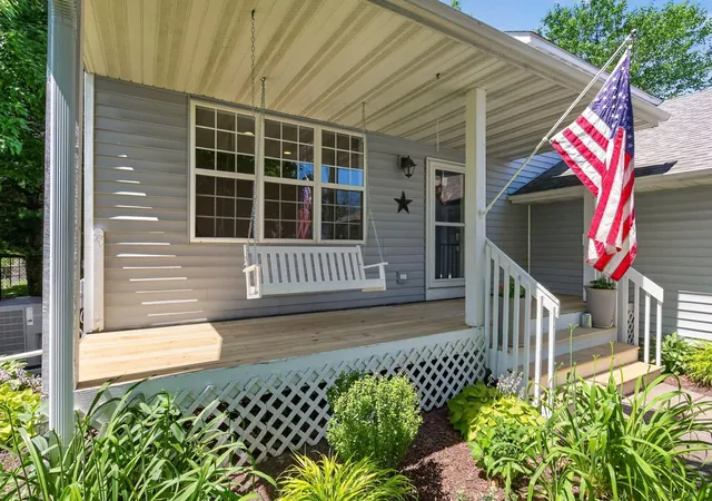 Photo 3 of Sale Pending at 12754 Independence Ave, Savage, MN 55378 | MLS# 7132923 | Listing updated on 2026-09-25