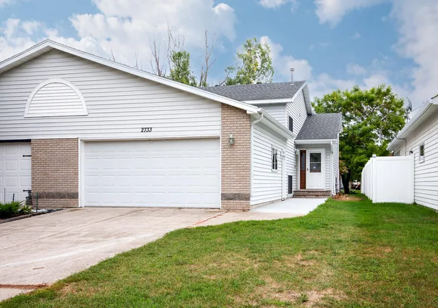 Photo 1 of Townhouse for sale at 2733 26th Street Cir S, Moorhead, MN 56560 | MLS# 7132930 | Listing updated on 2026-08-28