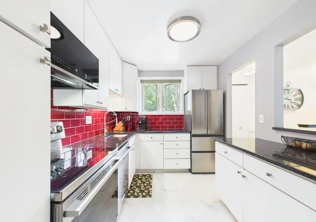 Photo 1 of Condo for sale at 6515 Emerson Ave S #5, Richfield, MN 55423 | MLS# 7132931 | Listing updated on 2026-10-22
