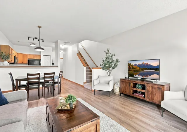 Photo 3 of Single family home for sale at 789 Providence Dr, Shakopee, MN 55379 | MLS# 7132947 | Listing updated on 2026-09-03