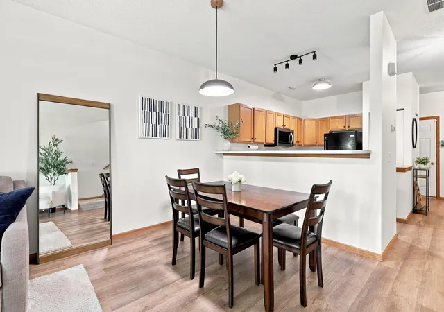 Photo 4 of Single family home for sale at 789 Providence Dr, Shakopee, MN 55379 | MLS# 7132947 | Listing updated on 2026-09-03