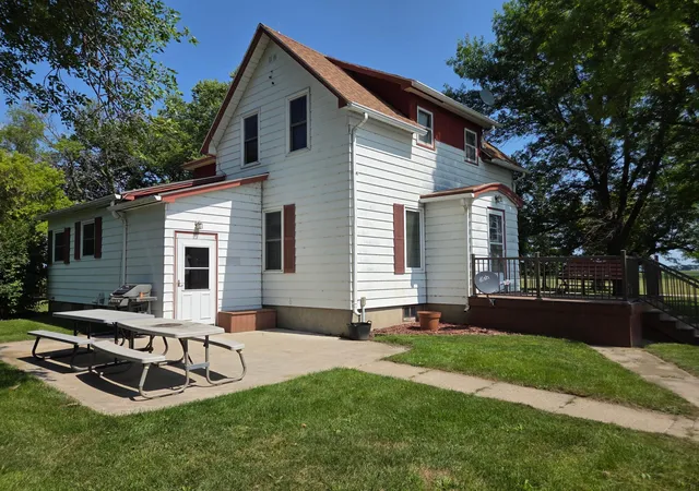Photo 2 of Single family home for sale at 60713 150th St, Chokio, MN 56221 | MLS# 7132956 | Listing updated on 2026-08-26