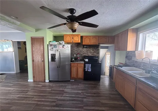 Photo 3 of Single family home for sale at 216 N 6th St, Montevideo, MN 56265 | MLS# 7132962 | Listing updated on 2026-08-26