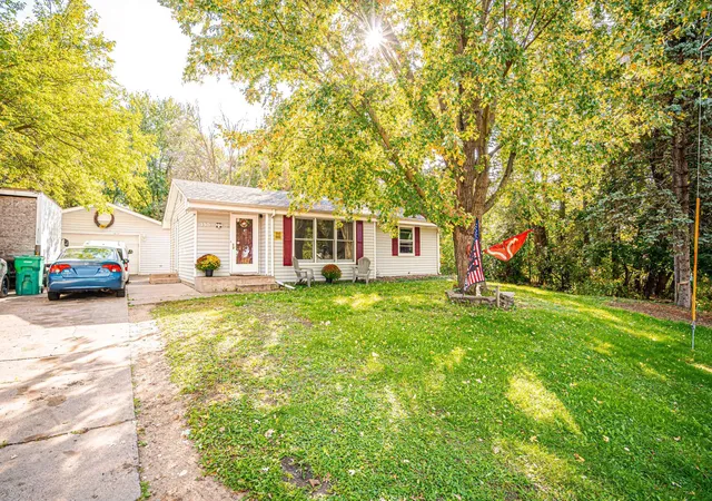 Single family home for sale at 430 County Rd B2 W, Saint Paul, MN 55113 | MLS# 7132971