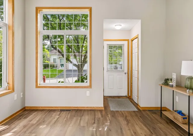 Photo 2 of Single family home for sale at 15329 Greenhaven Ln #101, Burnsville, MN 55306 | MLS# 7133012 | Listing updated on 2026-08-28