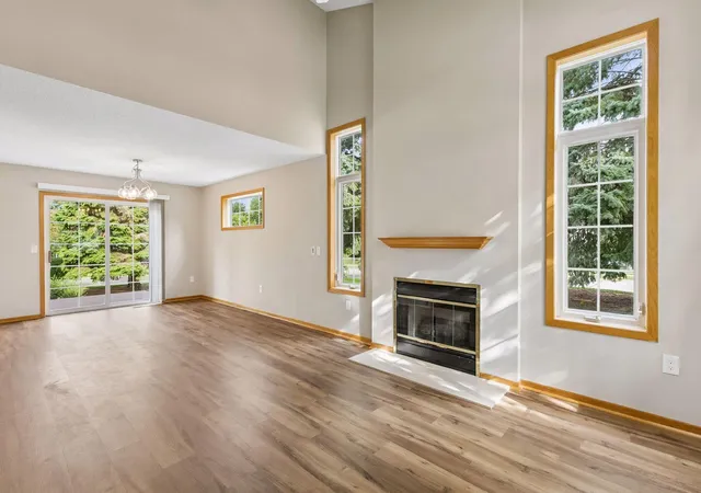 Photo 4 of Single family home for sale at 15329 Greenhaven Ln #101, Burnsville, MN 55306 | MLS# 7133012 | Listing updated on 2026-08-28