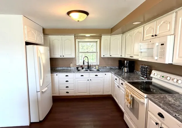Photo 3 of Sale Pending at 28707 350th Ave, Roseau, MN 56751 | MLS# 7133026 | Listing updated on 2026-09-02