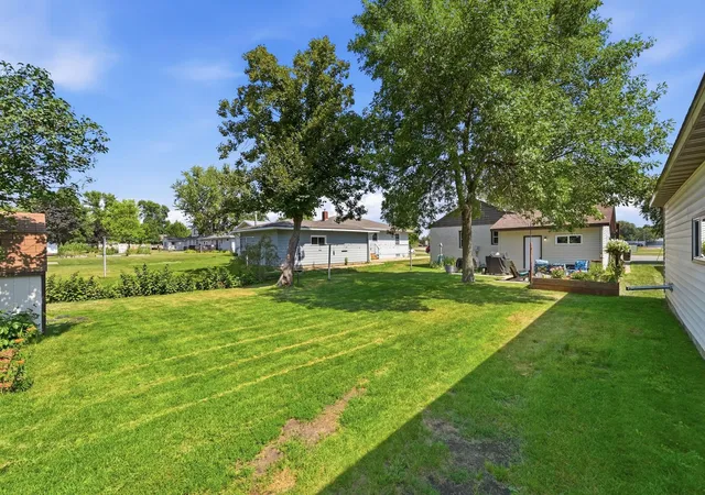 Photo 4 of Sale Pending at 409 Main St N, Sauk Centre, MN 56378 | MLS# 7133035 | Listing updated on 2026-10-06