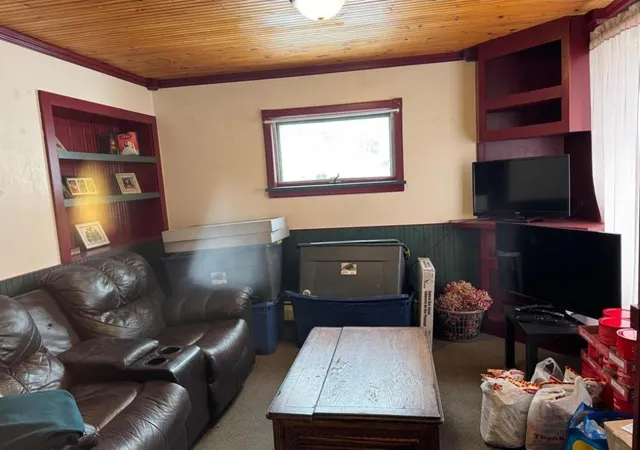 Photo 3 of House for sale at 620 5th Avenue, International Falls, MN 56649 | MLS# 7133051 | Listing updated on 2026-09-04