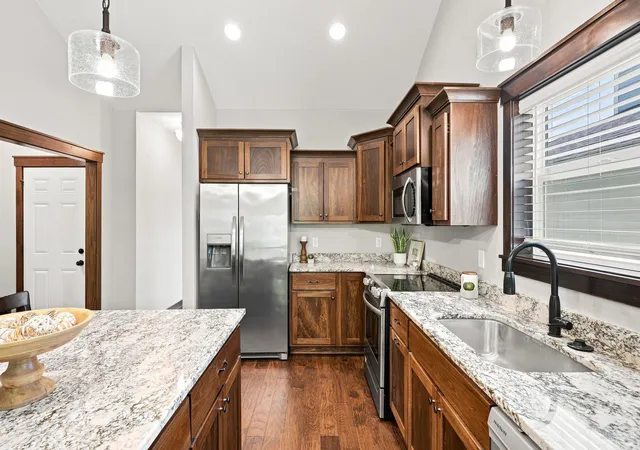 image of 7801 Ava Trl, Inver Grove Heights, MN 55077 | MLS# 7133072