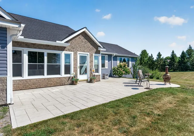 Photo 3 of Single family home for sale at 10620 Cain Rd, Corcoran, MN 55374 | MLS# 7133087 | Listing updated on 2026-09-19