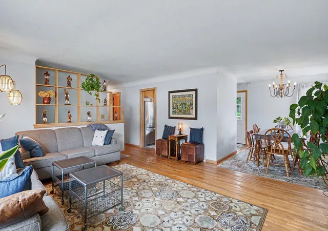 Photo 4 of Sale Pending at 452 Howard St N, Saint Paul, MN 55119 | MLS# 7133098 | Listing updated on 2026-09-01