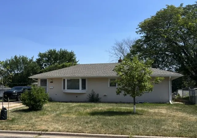 1st image of 407 12th Ave S, South Saint Paul, MN 55075 | MLS# 7133100