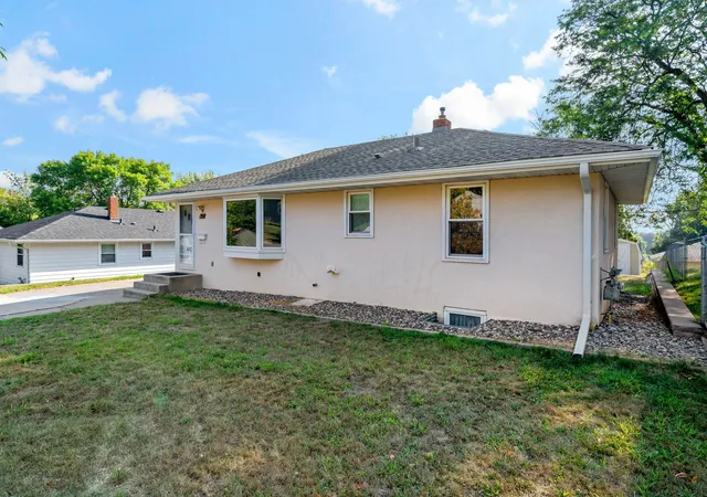 Photo 1 of Single family home for sale at 407 12th Ave S, South Saint Paul, MN 55075 | MLS# 7133100 | Listing updated on 2026-09-28