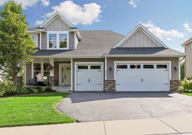 Photo 1 of Sale Pending at 2735 Fieldstone Dr, Victoria, MN 55386 | MLS# 7133110 | Listing updated on 2026-08-29