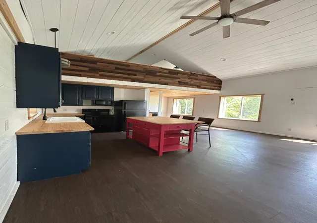 Photo 3 of Single family home for sale at 911 Mississippi Ln, Brownsville, MN 55919 | MLS# 7133126 | Listing updated on 2026-08-26