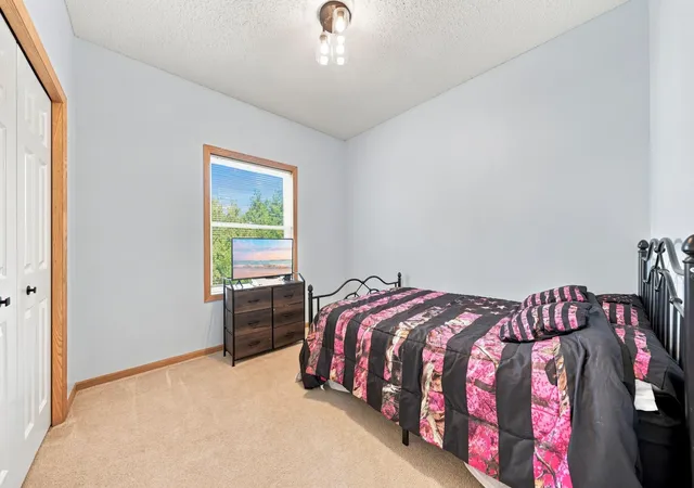 Photo 4 of Single family home for sale at 563 Summit Ave, Dundas, MN 55019 | MLS# 7133131 | Listing updated on 2026-10-13