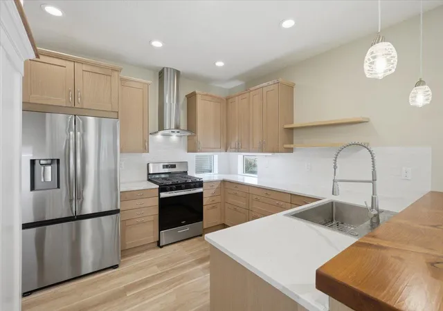 Photo 2 of Single family home for sale at 214 Amundson St N, Amery, WI 54001 | MLS# 7133161 | Listing updated on 2026-09-29