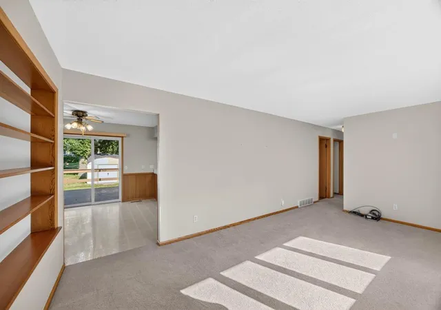 Photo 3 of Sale Pending at 2817 15Th Ave Nw, Rochester, MN 55901 | MLS# 7133162 | Listing updated on 2026-09-16