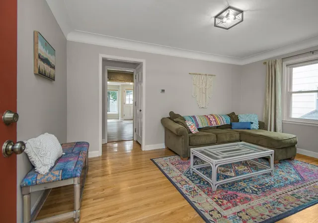 Photo 3 of Single family home for sale at 2641 Kentucky Ave S, Minneapolis, MN 55426 | MLS# 7133172 | Listing updated on 2026-10-15