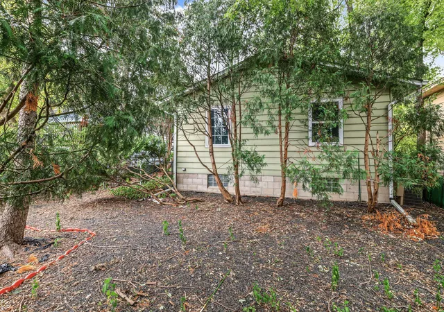 28th image of 1677 Burns Ave, Saint Paul, MN 55106 | MLS# 7133195
