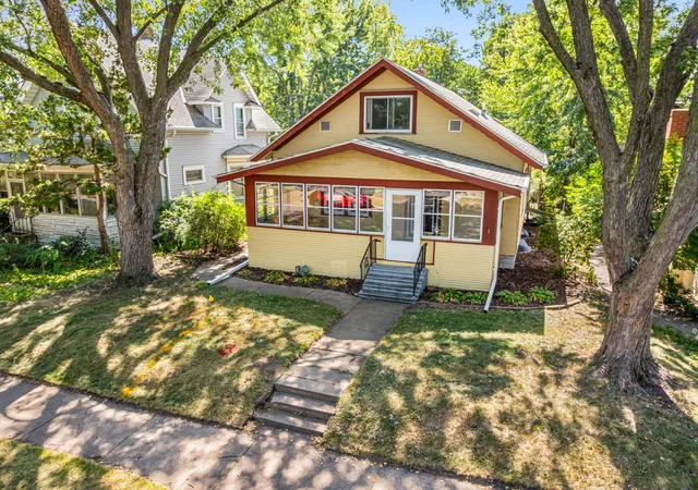 Photo 1 of Single family home for sale at 1668 Blair Ave, Saint Paul, MN 55104 | MLS# 7133245 | Listing updated on 2026-09-17