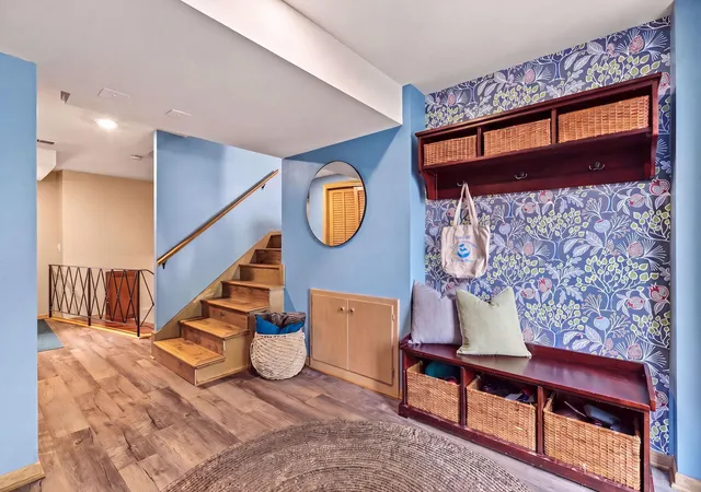 Photo 3 of Single family home for sale at 4717 Glenwood Ave, Minneapolis, MN 55422 | MLS# 7133261 | Listing updated on 2026-09-02
