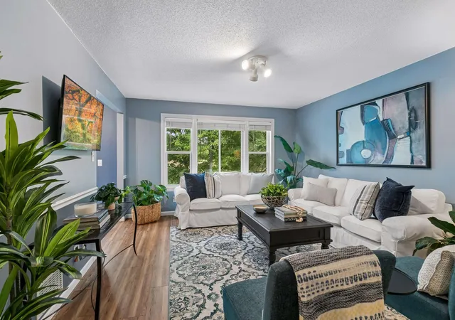 Photo 3 of Single family home for sale at 2146 202Nd Ave Nw, Oak Grove, MN 55011 | MLS# 7133281 | Listing updated on 2026-08-30
