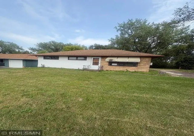 1st image of 2594 Fairview Ave N, Roseville, MN 55113 | MLS# 7133291
