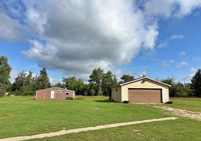 Photo 2 of Single family home for sale at 15634 318Th St, Menahga, MN 56464 | MLS# 7133292 | Listing updated on 2026-08-28