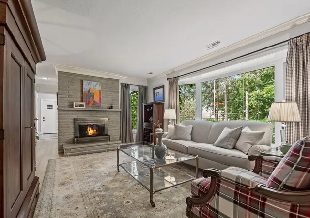 Photo 4 of Sale Pending at 7030 Donlea Ln, Eden Prairie, MN 55346 | MLS# 7133298 | Listing updated on 2026-09-05