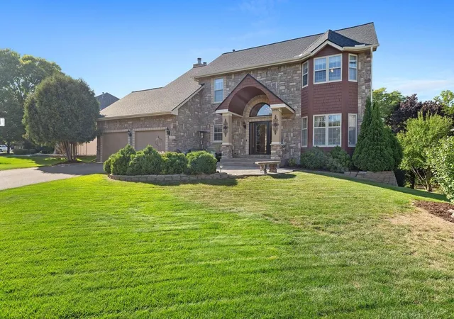 Photo 1 of Sale Pending at 4086 Deerwood Trl, Saint Paul, MN 55122 | MLS# 7133302 | Listing updated on 2026-09-29