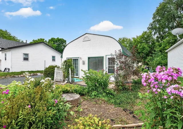 Photo 2 of Sale Pending at 215 Franklin Ave E, Delano, MN 55328 | MLS# 7133304 | Listing updated on 2026-09-03