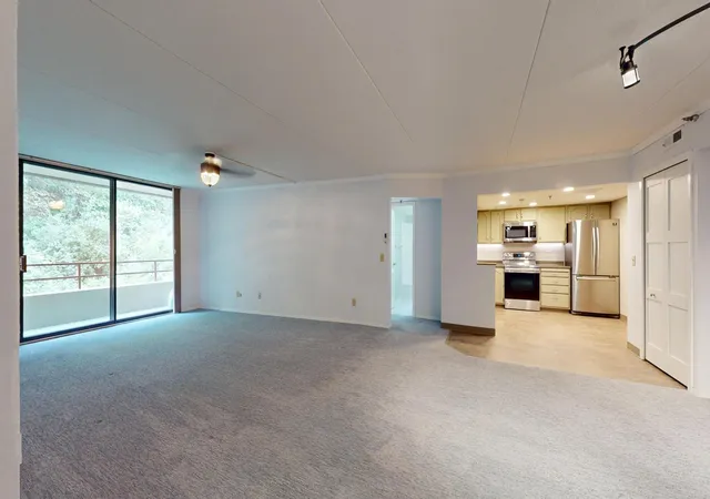 2nd image of 625 19th St Nw #305, Rochester, MN 55901 | MLS# 7133317