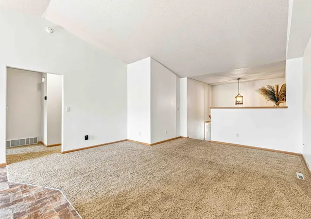 Photo 2 of Townhouse for sale at 605 13 1/2 Ave E, West Fargo, ND 58078 | MLS# 7133344 | Listing updated on 2026-09-12