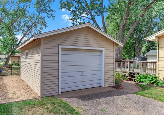 Photo 2 of Single family home for sale at 617 E Lincoln Rd, New Richmond, WI 54017 | MLS# 7133349 | Listing updated on 2026-08-31