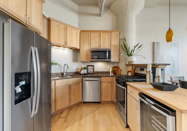 3rd image of 1901 E Hennepin Ave #105, Minneapolis, MN 55413 | MLS# 7133388