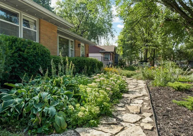 Photo 2 of Single family home for sale at 3323 Arthur St NE, Minneapolis, MN 55418 | MLS# 7133393 | Listing updated on 2026-10-09