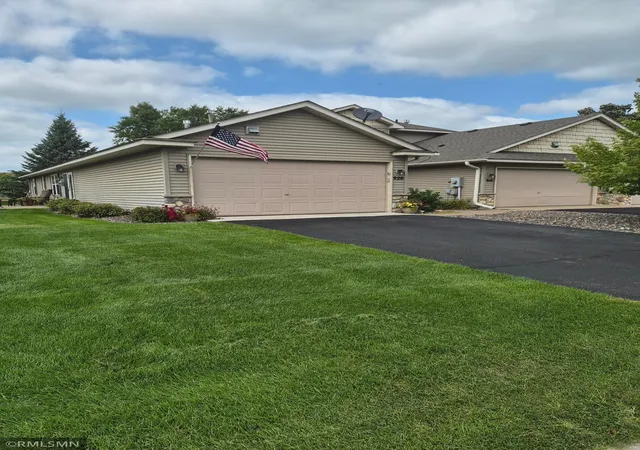 Photo 1 of Single family home for sale at 920 Fairfield Pl Nw, Isanti, MN 55040 | MLS# 7133405 | Listing updated on 2026-08-27