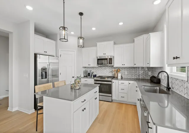 Photo 3 of Single family home for sale at 713 Prospect Point Rd, Jordan, MN 55352 | MLS# 7133413 | Listing updated on 2026-10-19