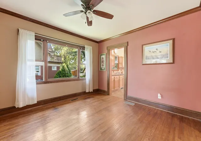 Photo 3 of Single family home for sale at 516 4Th St Se, Willmar, MN 56201 | MLS# 7133434 | Listing updated on 2026-09-05