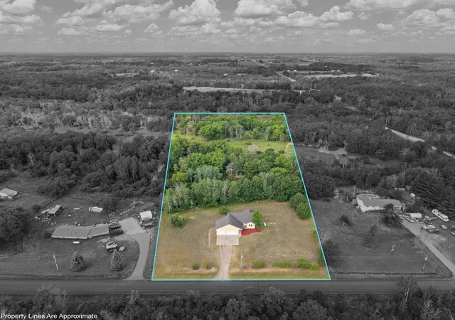 Photo 3 of Single family home for sale at 25990 Rum River Dr Nw, Isanti, MN 55040 | MLS# 7133443 | Listing updated on 2026-09-22