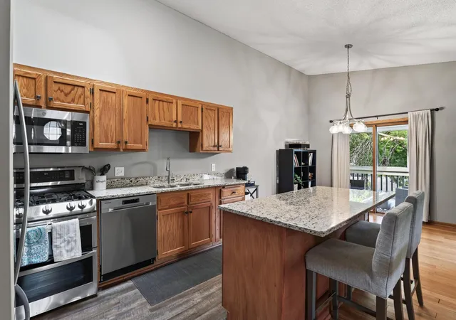 Photo 2 of Single family home for sale at 6865 Romeo Rd, Saint Paul, MN 55125 | MLS# 7133447 | Listing updated on 2026-09-05