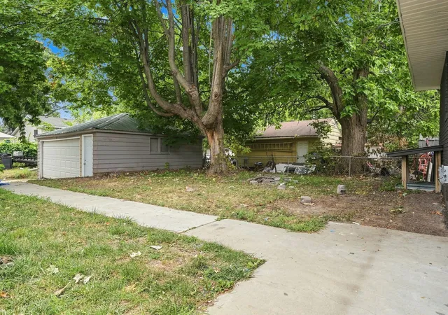 51st image of 3237 Sheridan Ave N, Minneapolis, MN 55412 | MLS# 7133472