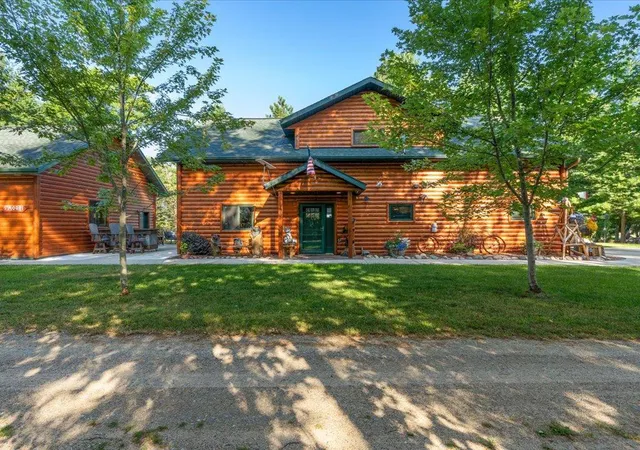 Photo 2 of Single family home for sale at 3641 Ford Dr Nw, Hackensack, MN 56452 | MLS# 7133488 | Listing updated on 2026-09-22