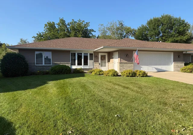 1st image of 217 Green Lea Ln, Albert Lea, MN 56007 | MLS# 7133504