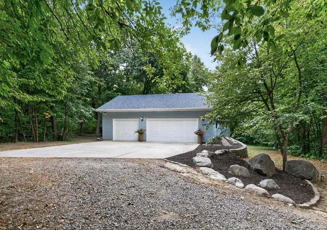 Photo 2 of Single family home for sale at 2420 Lachman Ave Ne, Saint Michael, MN 55376 | MLS# 7133505 | Listing updated on 2026-10-08