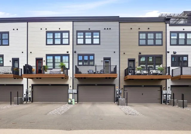 Photo 3 of Single family home for sale at 870 Mount Curve Blvd #G, Saint Paul, MN 55116 | MLS# 7133513 | Listing updated on 2026-10-16