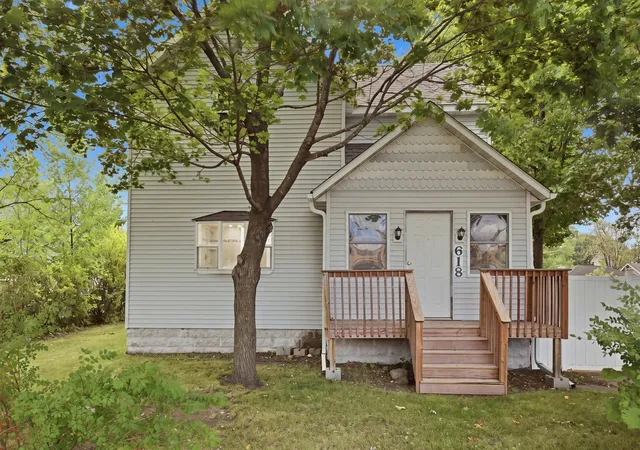 Photo 1 of Single family home for sale at 618 N 8th Street, Brainerd, MN 56401 | MLS# 7133514 | Listing updated on 2026-09-21