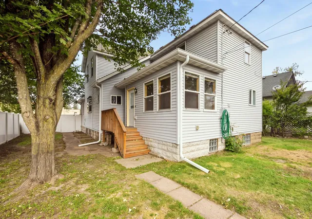 Photo 2 of Single family home for sale at 618 N 8th Street, Brainerd, MN 56401 | MLS# 7133514 | Listing updated on 2026-09-21
